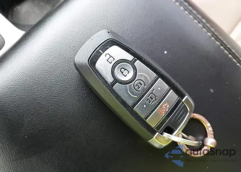 2021 Ford Explorer Xlt из США, поврежденный, VIN 1FMSK7DH2MGB67657